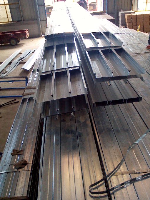 壓型鋼板門(mén) 價(jià)格、供應(yīng)與廠家批發(fā)全解析